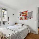 Appartement Parisien Au Coeur Du 18Eme